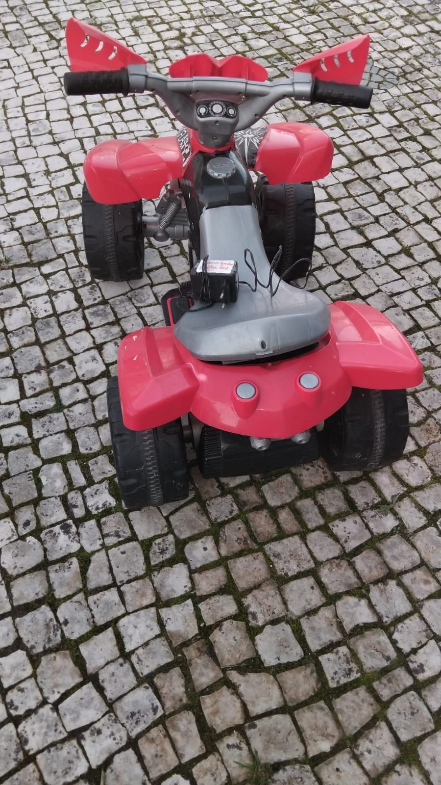 Mota eléctrica para criança