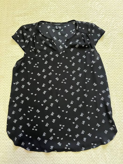 Жіноча блуза чорна