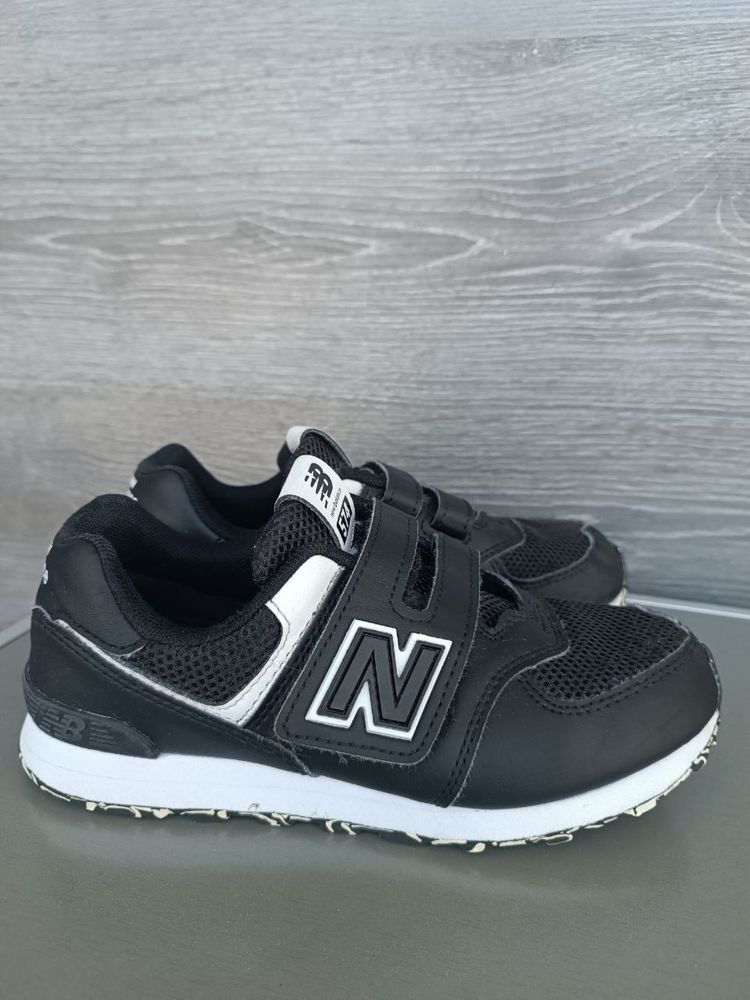 Дитячі кросівки New Balance 574 кросовки  35 розмір
