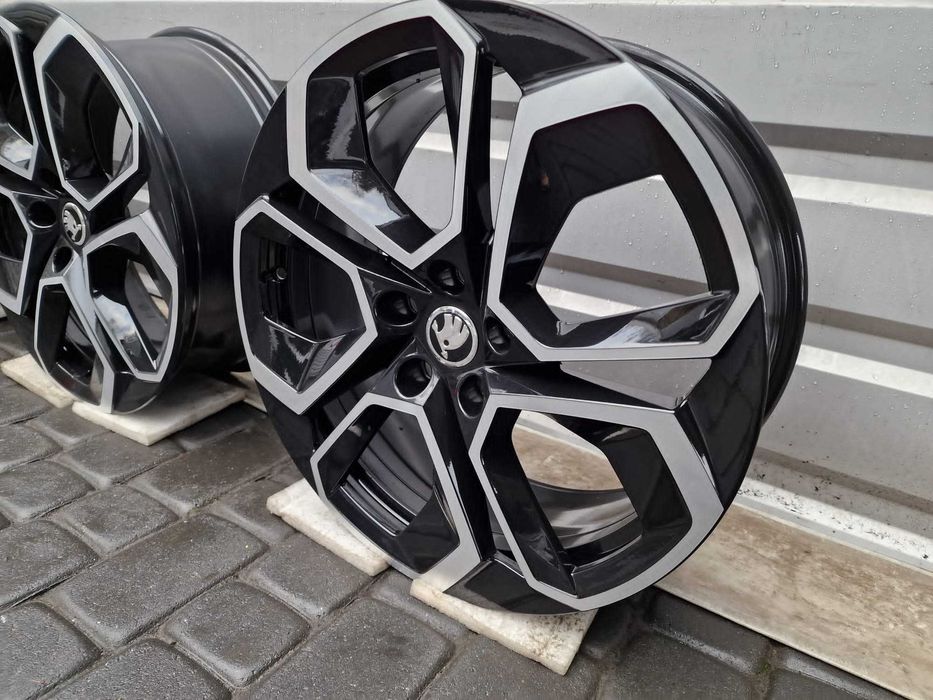 Oryginalne Felgi Skoda 19" RS Octavia Karoq Kodiaq Enyaq Superb