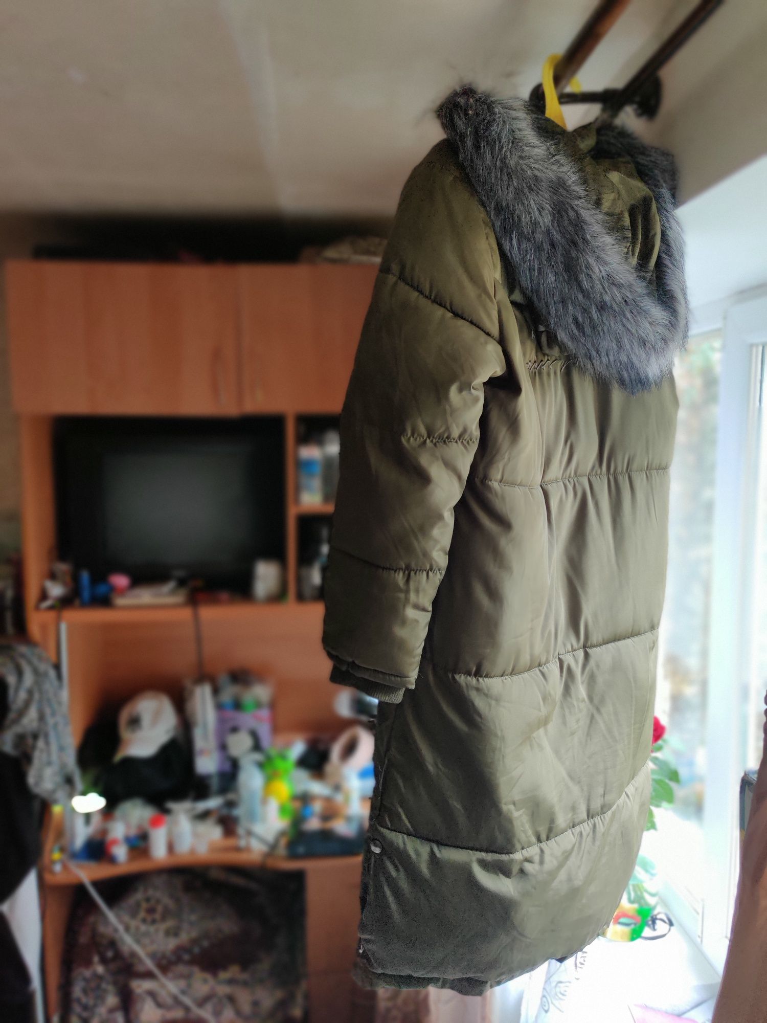 Продам женское зимнее пальто