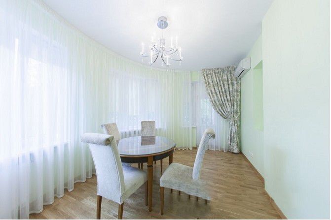 Дом в коттеджном городке с выходом на воду, Козин, Дамба