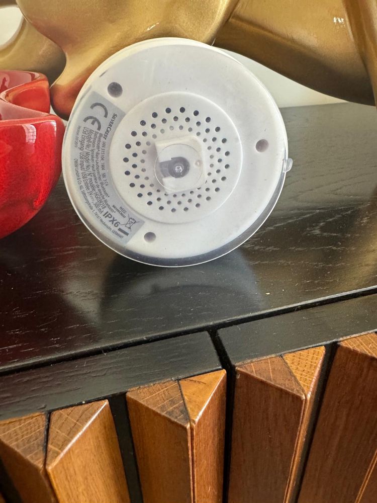 Vendo coluna de som resistente à agua