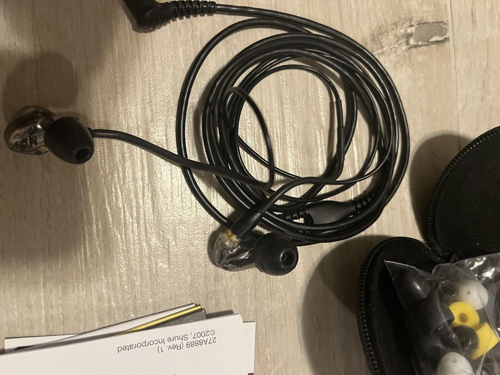 Stuchawki Profesionalne Shure SE 425 Pro Silver Ear in
