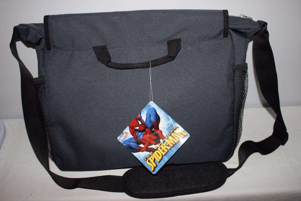 Mala Spider-Man NOVA com etiqueta Original Marvel