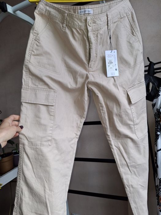 Жіночі штани карго