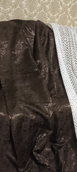 Продам комплект штор(ширина 3 м )