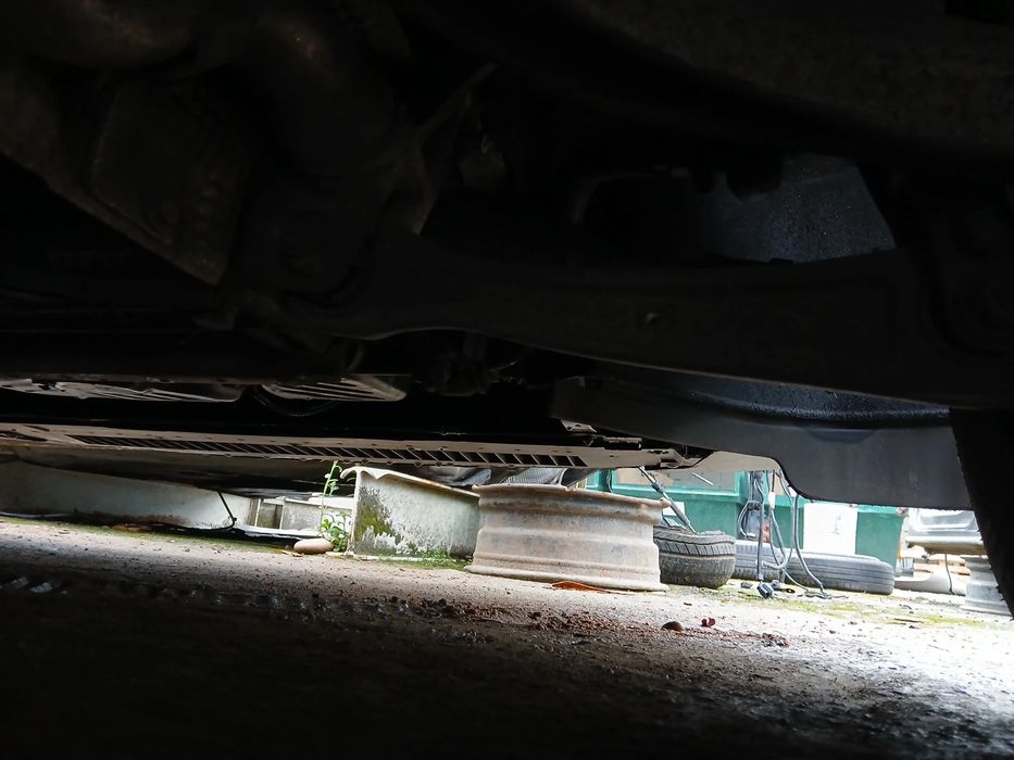 Braço de suspensão frente direito AUDI A4 Avant (8K5, B8)