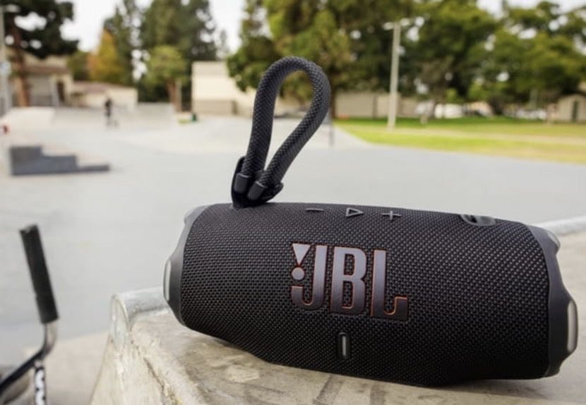 Акустична система JBL Charge 6 Black