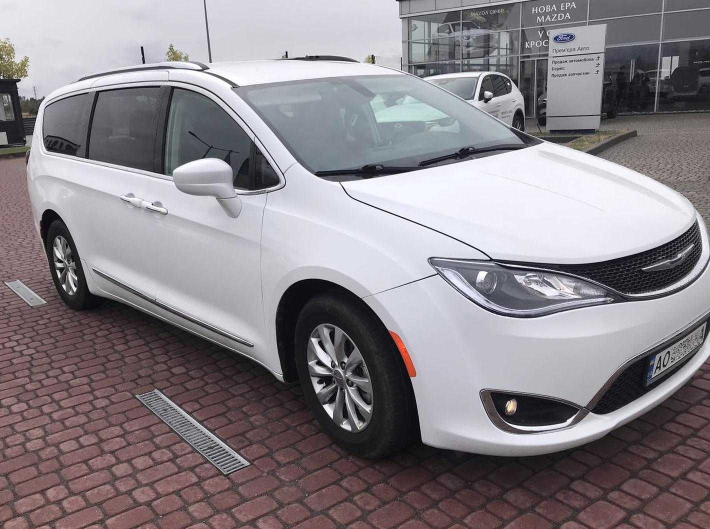 Chrysler Pacifica 2019 Touring L