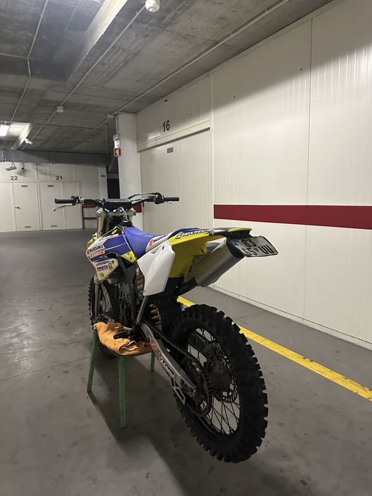 Suzuki RMZ250 Matriculada