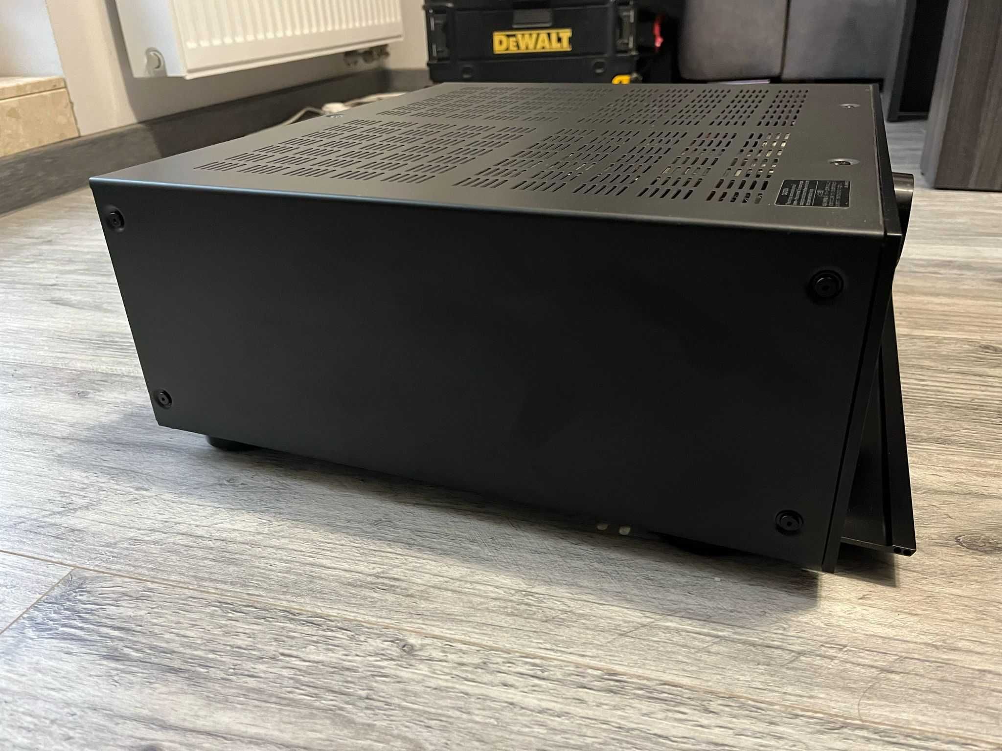 wzmacniacz onkyo A9070