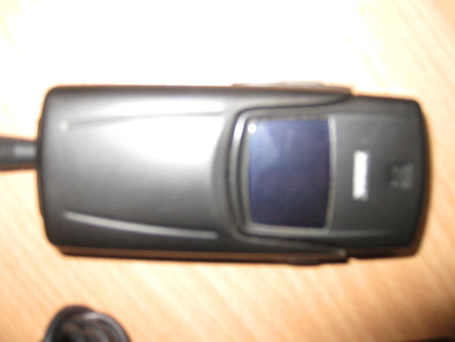 Мобильный телефон NOKIA 8910i