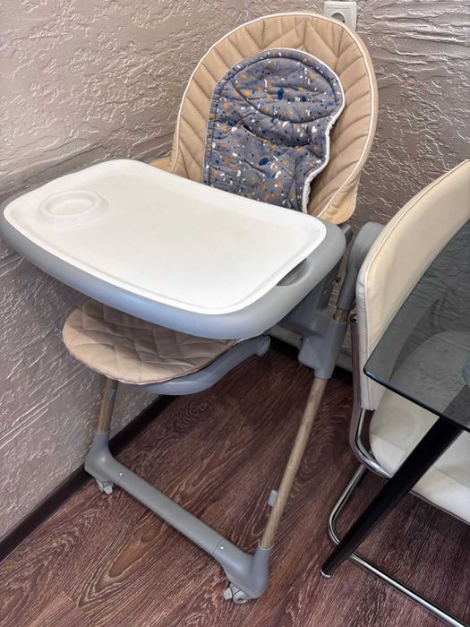 Стільчик для годування, шезлонг для новонароджених