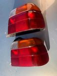 Bmw 3 e36 compakt compact lampa prawa prawy tył kompletna z wkładem