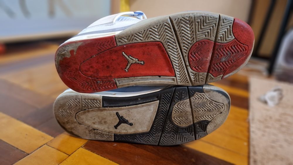 Кросівки чоловічі Nike Air Jordan 4 SE What The Cement White Red Blue