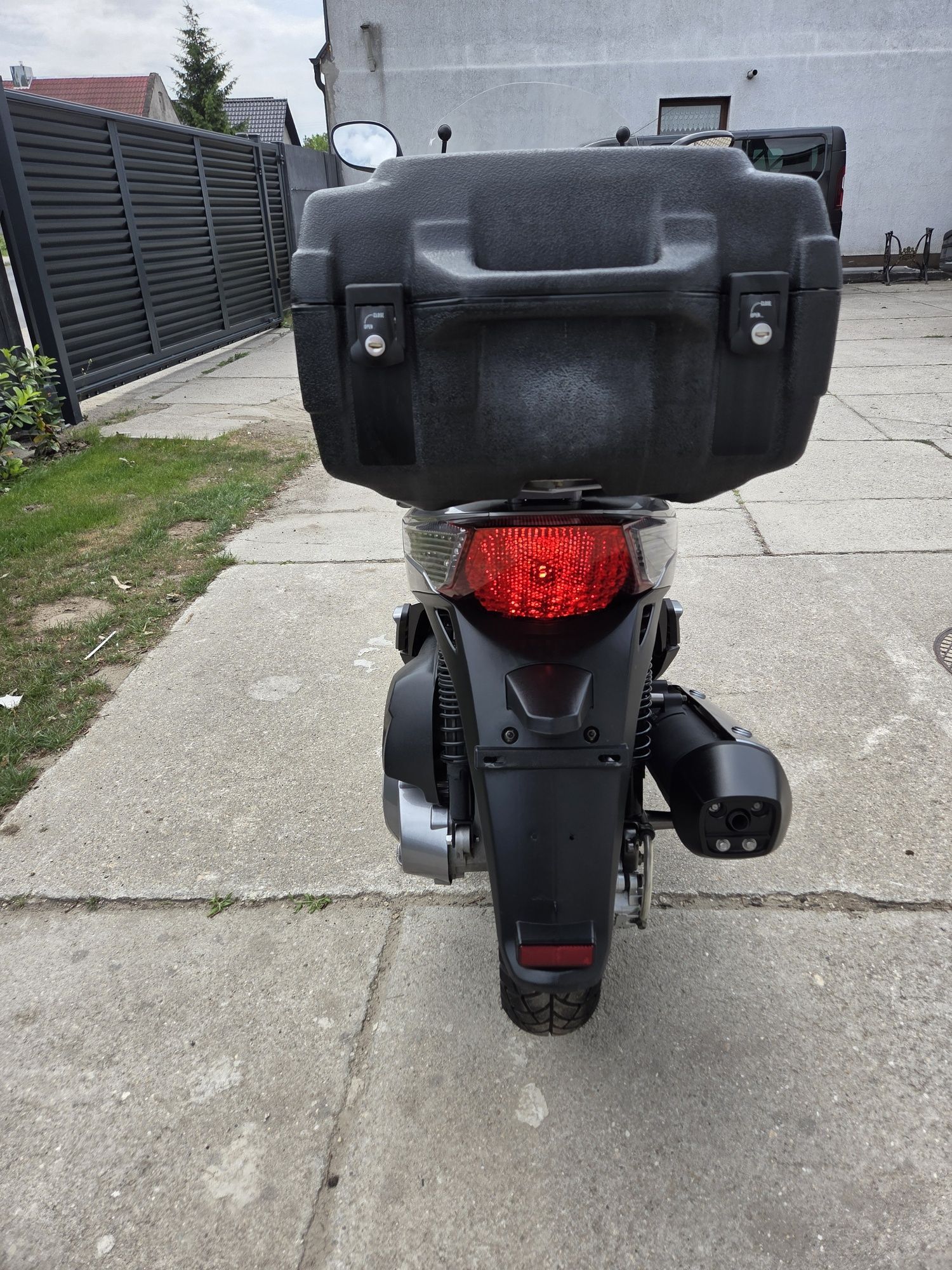 Kymco People Gti 300 Abs Jak nowy! 250km przebiegu!