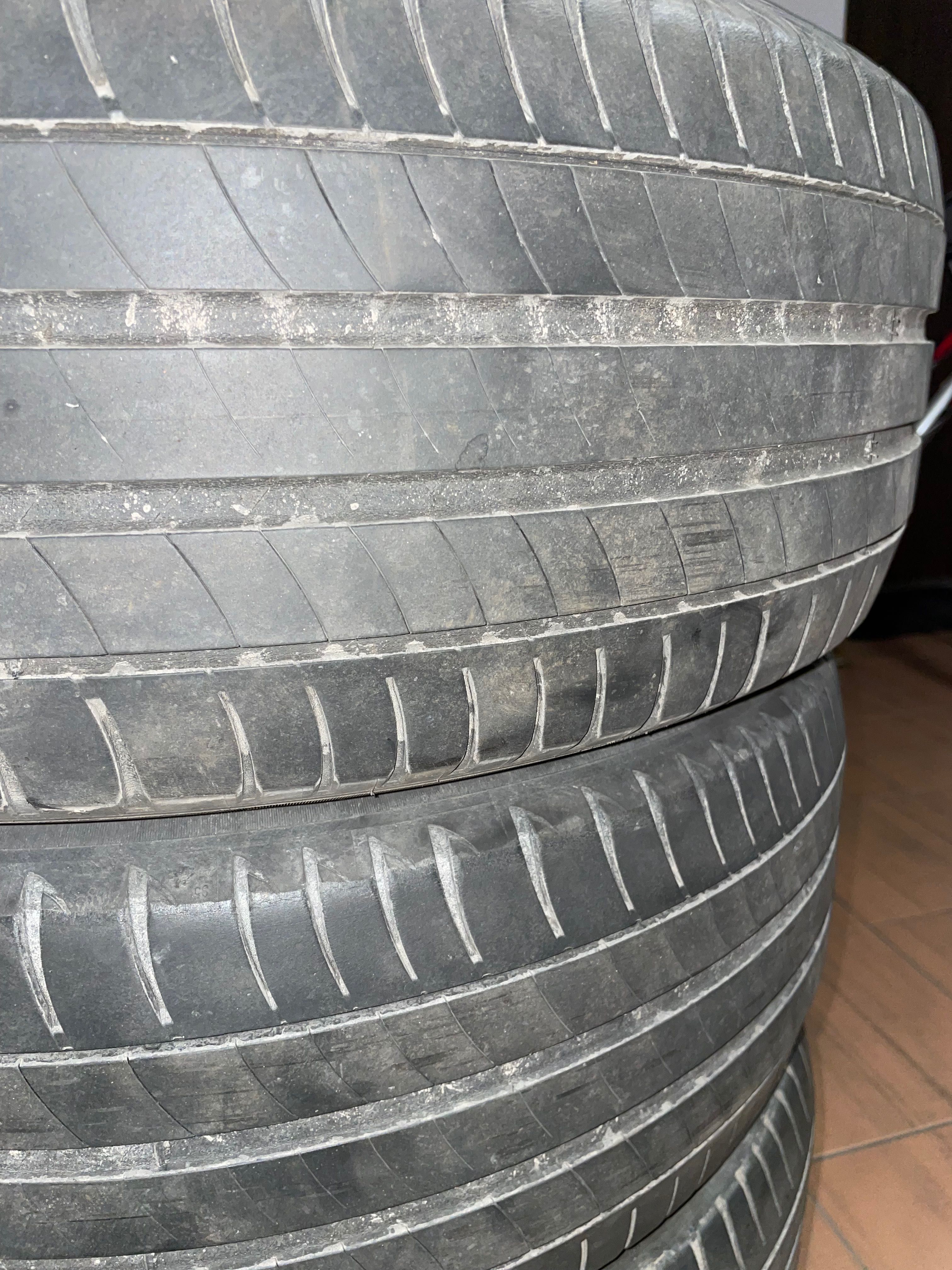 Opony letnie Michelin 215/55 R17