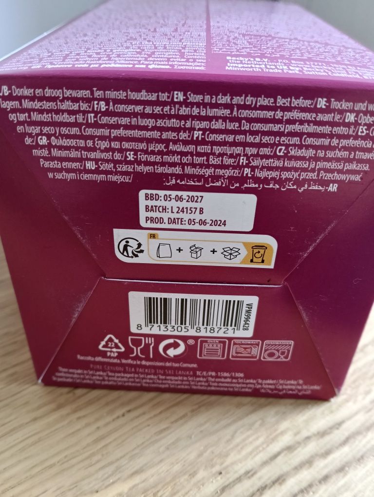 Zestaw kubek i zielone herbaty