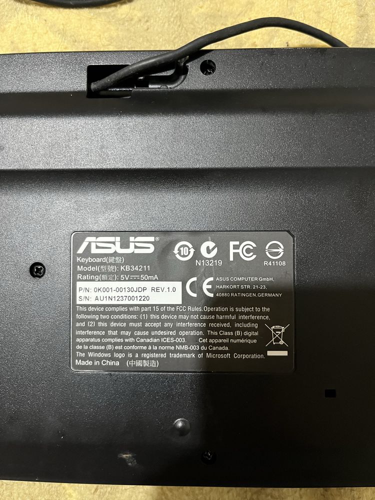 teclado asus com entrada usb