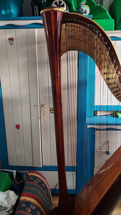 Drewniane dziecięce meble komplet