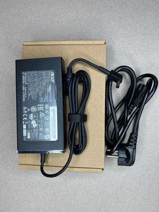 Зарядка блок живлення для Ноутбука Acer 19V 7.1A 135W DC 5.5-2.5mm