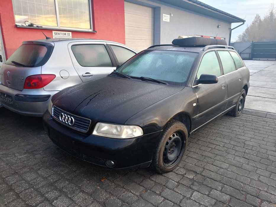 Audi A4 B5 Lift Zderzak Lampa Drzwi Maska Błotnik Lusterko Części