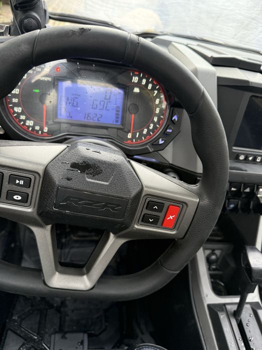 Багі квадрік Polaris RZR XP 1000