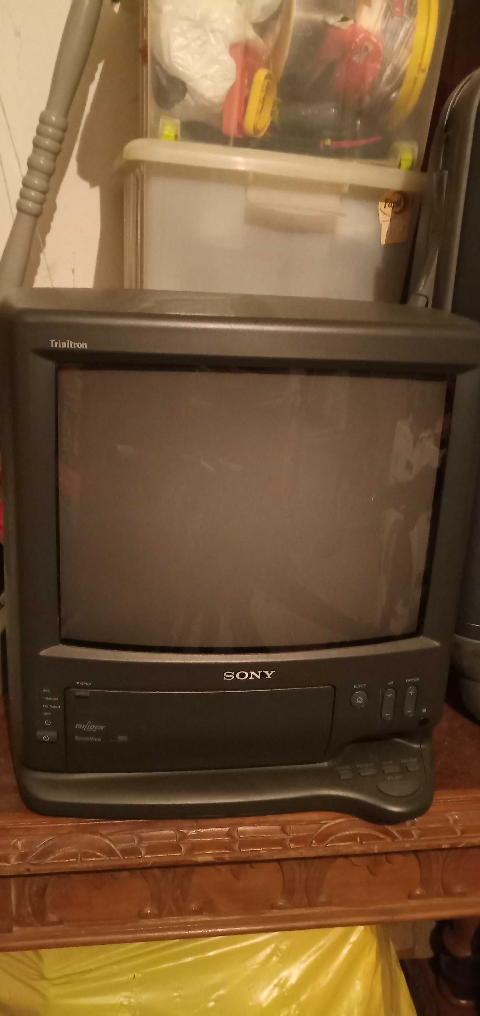 Televisao pequena