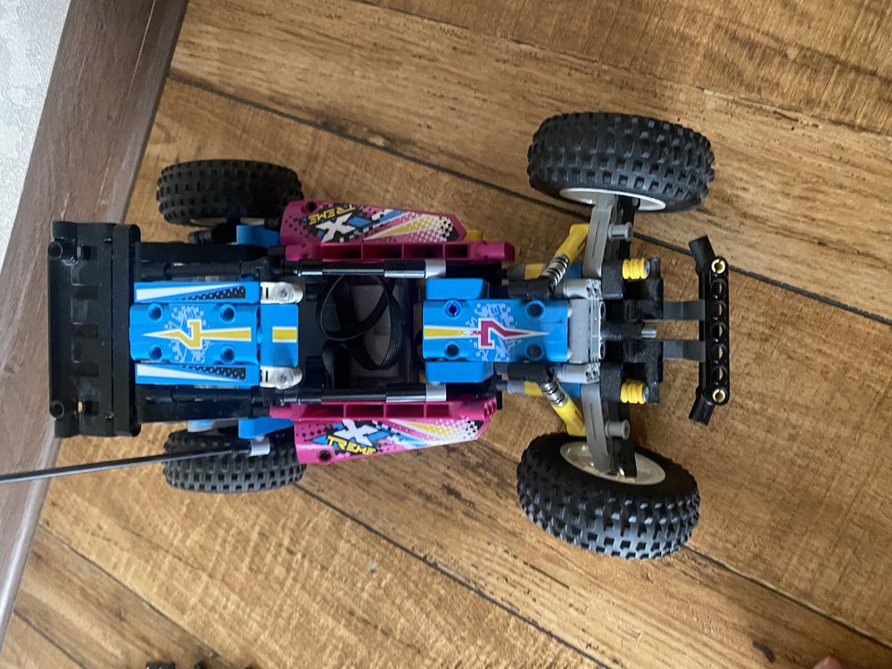 Конструктор LEGO Technic Баггі позашляховик 42124