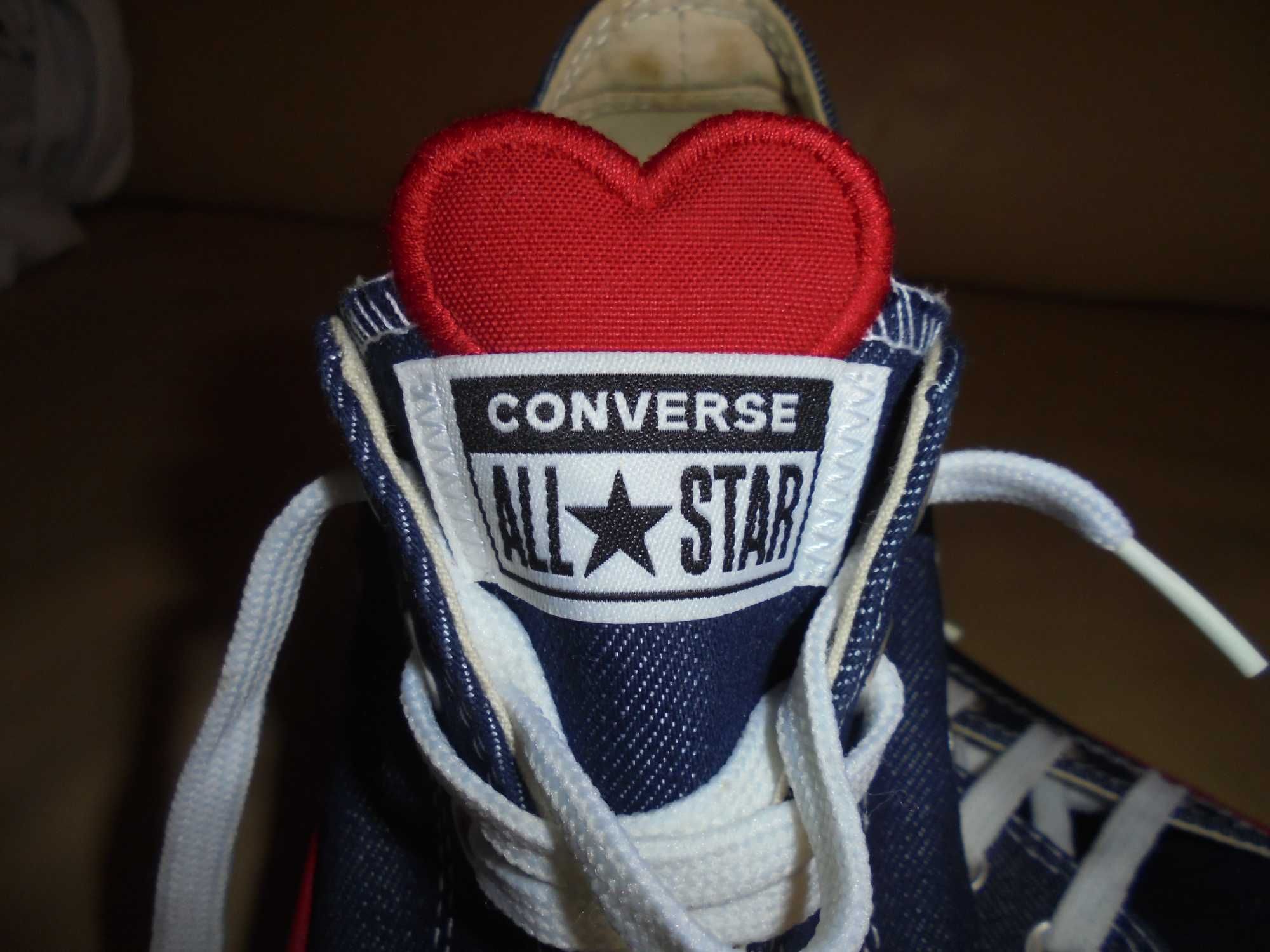 ténis de senhora da marca CONVERSE ALL STAR