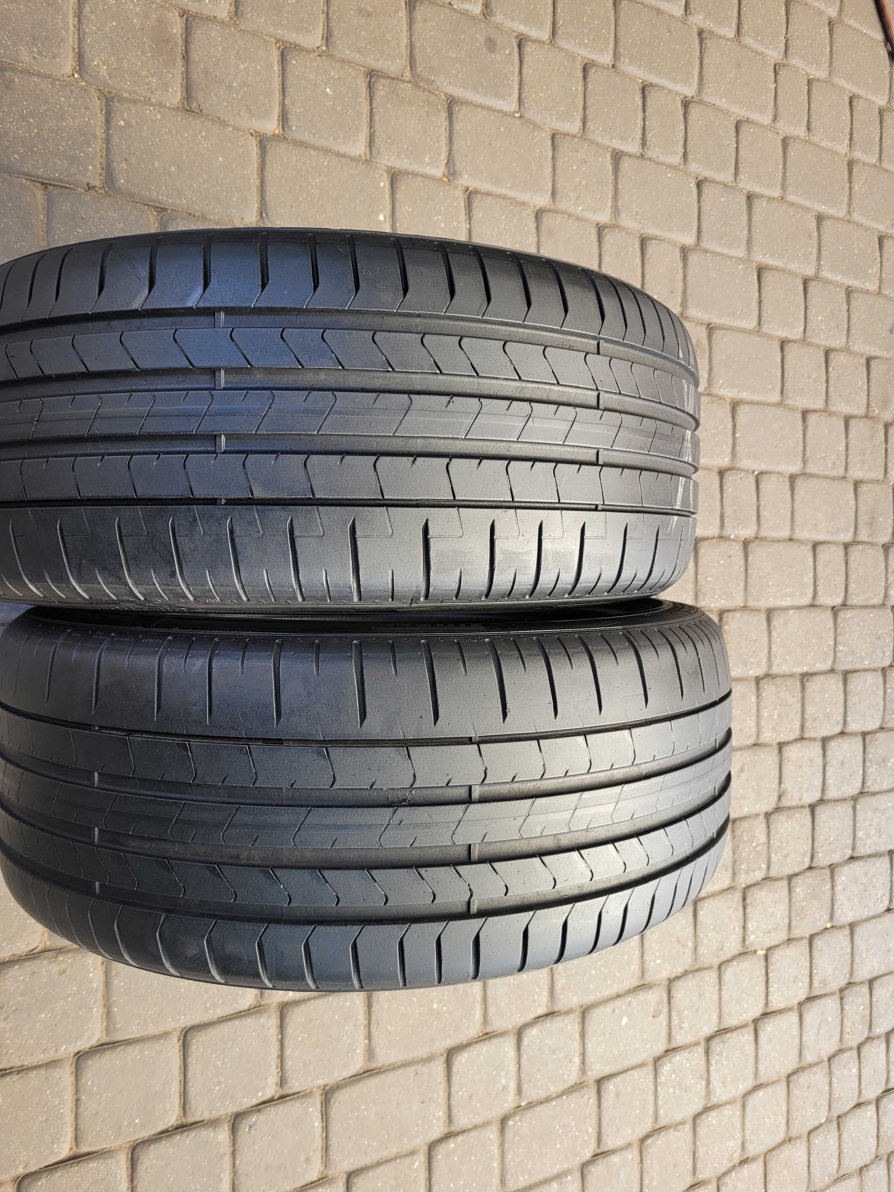 215 / 40   R   18   Falken