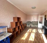 Продам 1 к. квартиру на Космонавтов| Средний этаж| Застекленный балкон