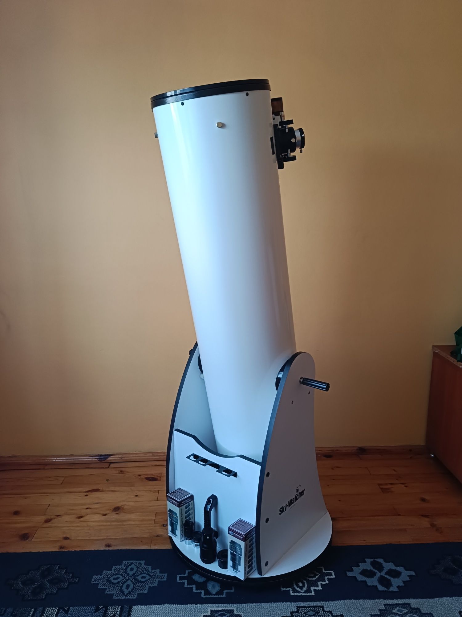 Dobson 12 folia słoneczna teleskop sky watcher synta