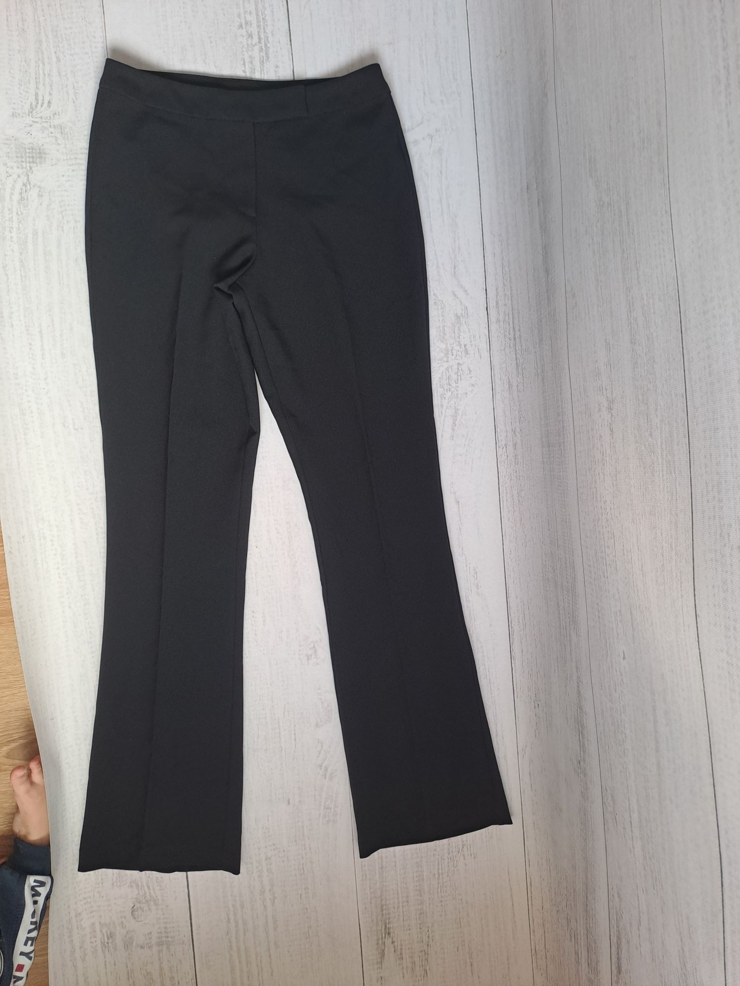 Czarne spodnie materiałowe eleganckie M 38 Topshop