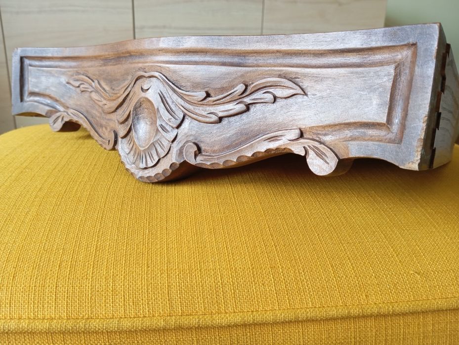 Gaveta -  decorada em baixo relevo