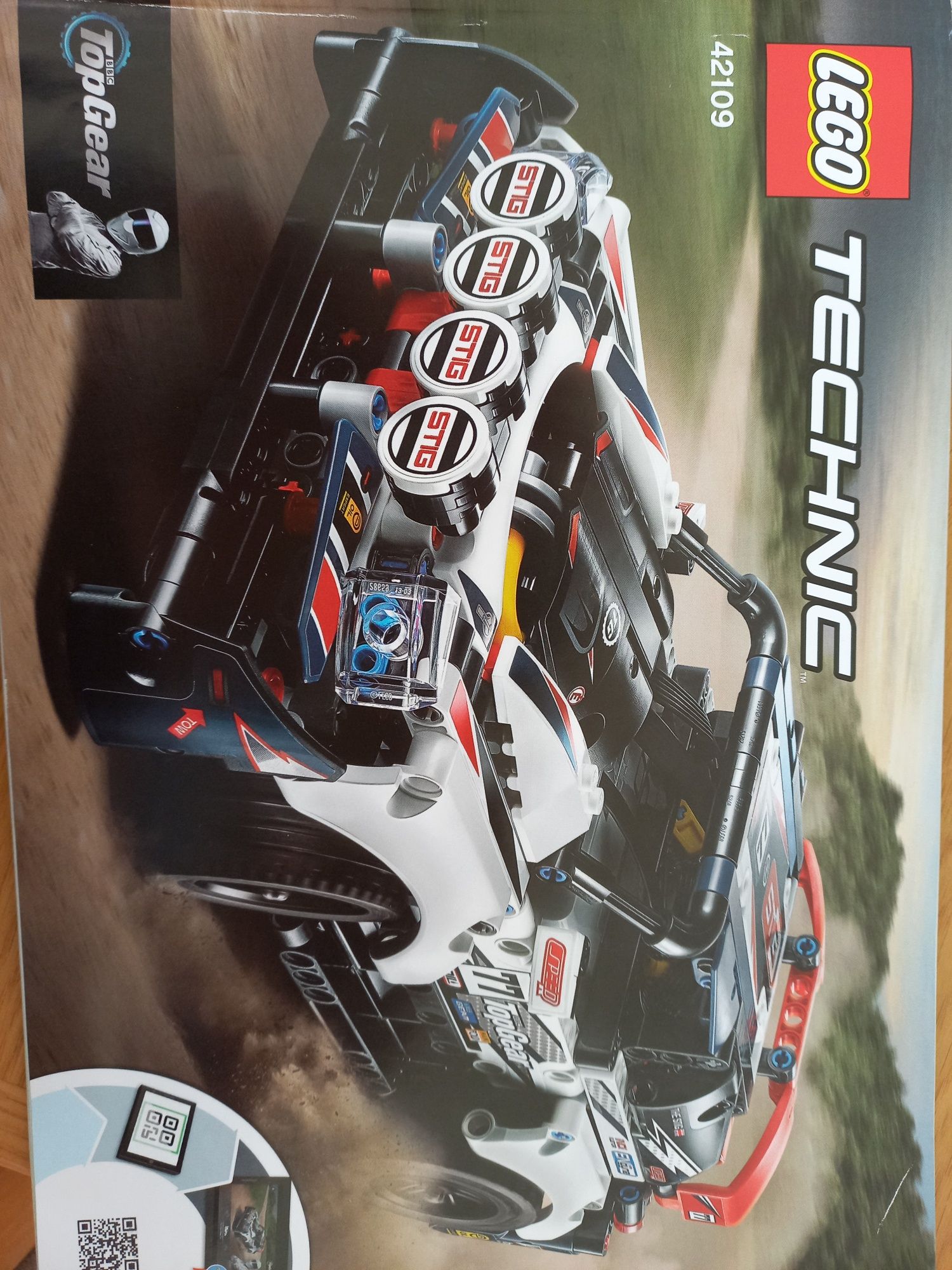 LEGO samochód sterowany 42109