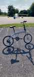 Bicicleta desdobrável branca