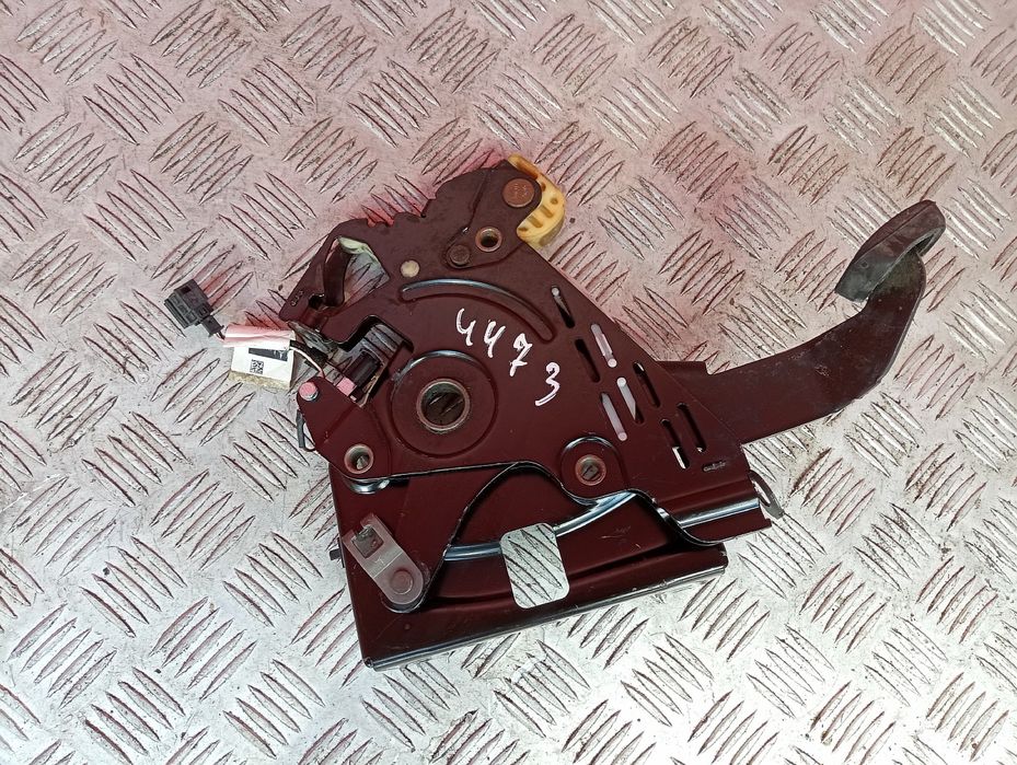 Педаль гальма  Віто 447 тормоз Mercedes Vito 447