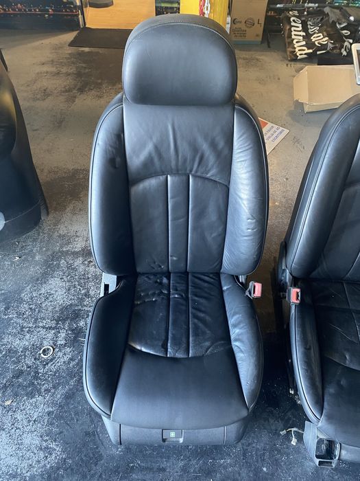 Bancos Mercedes CLS550