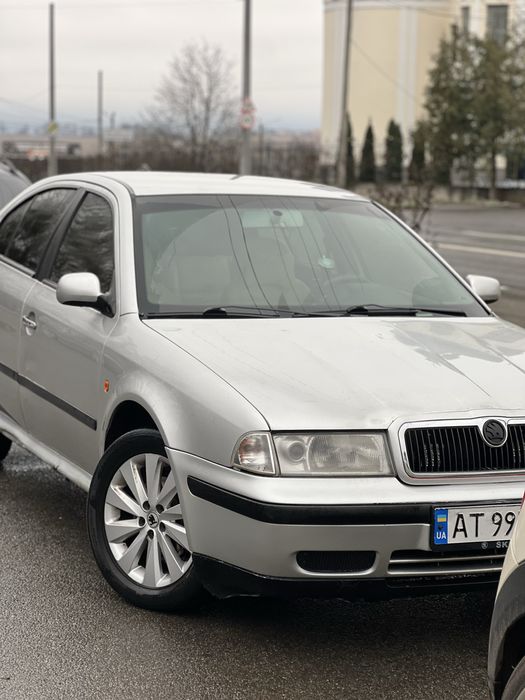 Здам в оренду Skoda octavia tour