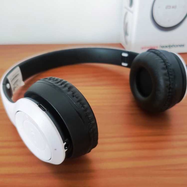 Auscultadores P47 5.05+EDR sem fio bluetooth com microfone MP3 Rádio
