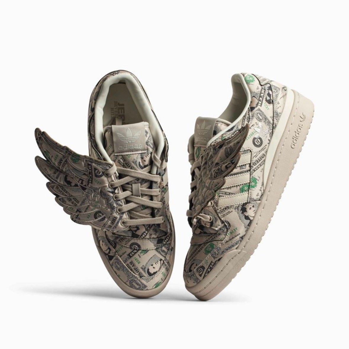 42. кросівки Adidas by Jeremy Scott Forum Low Wings 1.0