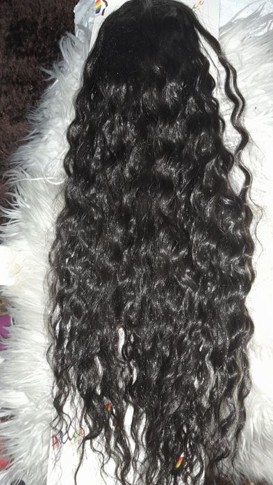 Rabo de cavalo bastante longo