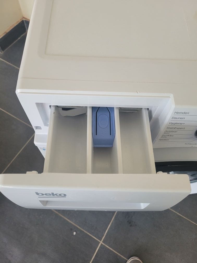 Sprzedam pralkę firmy Beko 8 kg 1400 obr z możliwością dostawy