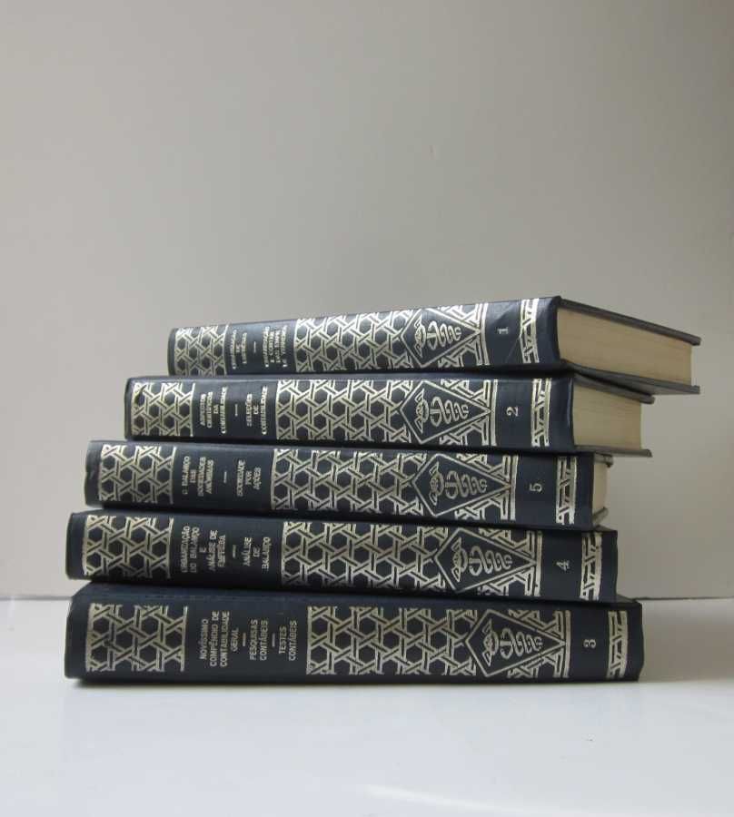 CONTABILIDADE - Colecção de 5 Livros Encadernados