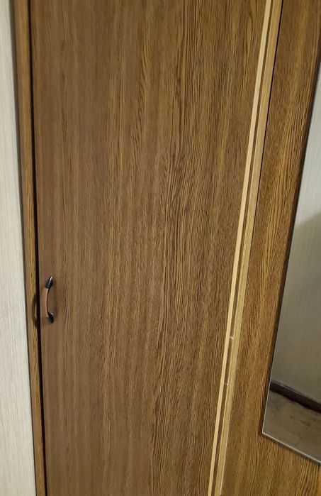 Шафа. Меблі б/в.