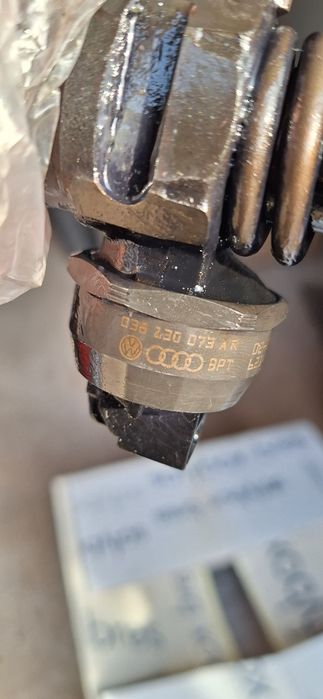 Injector AUDI A4 B6 (8E2) 1.9 TDI PD130