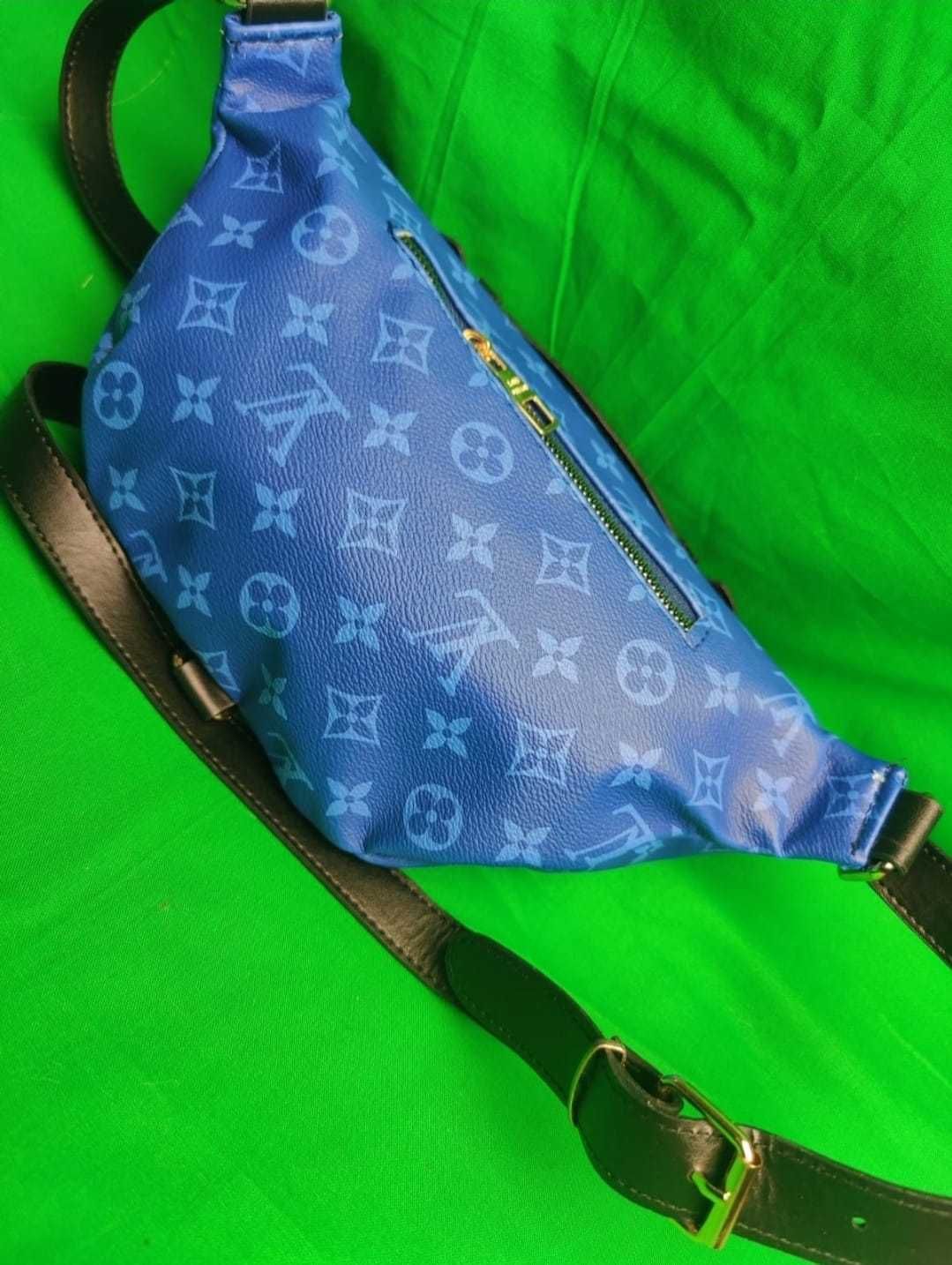 Nerka saszetka unisex Louis Vuitton monogram niebieska LV