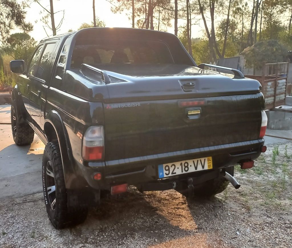 Mitsubishi L200 ano 2004 em ótimo estado